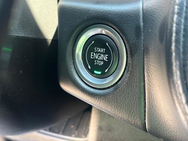 Used 2021 Chevrolet Suburban High Country w/ Premium Package image 14