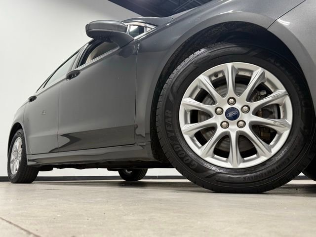 Certified 2018 Ford Fusion S image 2