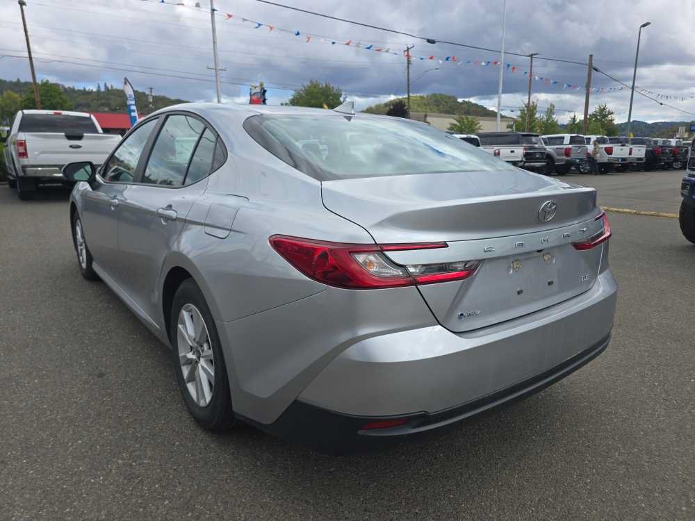 Used 2025 Toyota Camry LE FWD image 2
