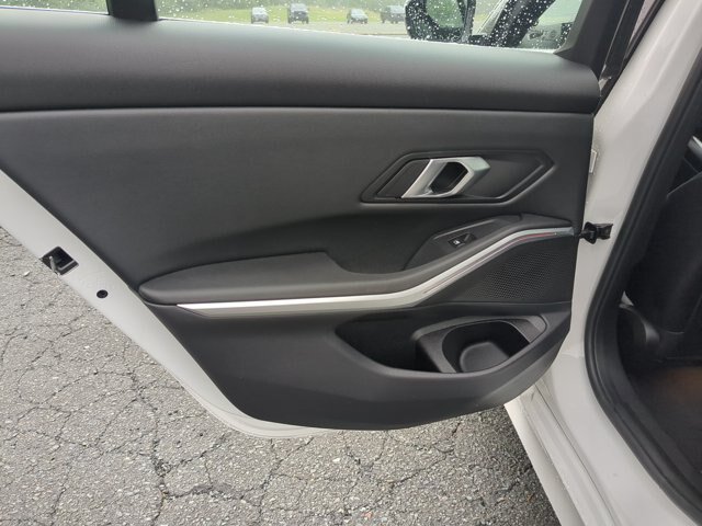 Used 2024 BMW 330i Sedan RWD image 29