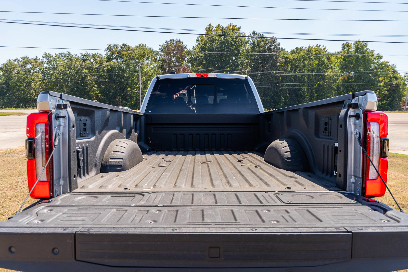 Certified 2024 Ford F450 Platinum w/ FX4 Off-Road Package AWD/4WD image 15
