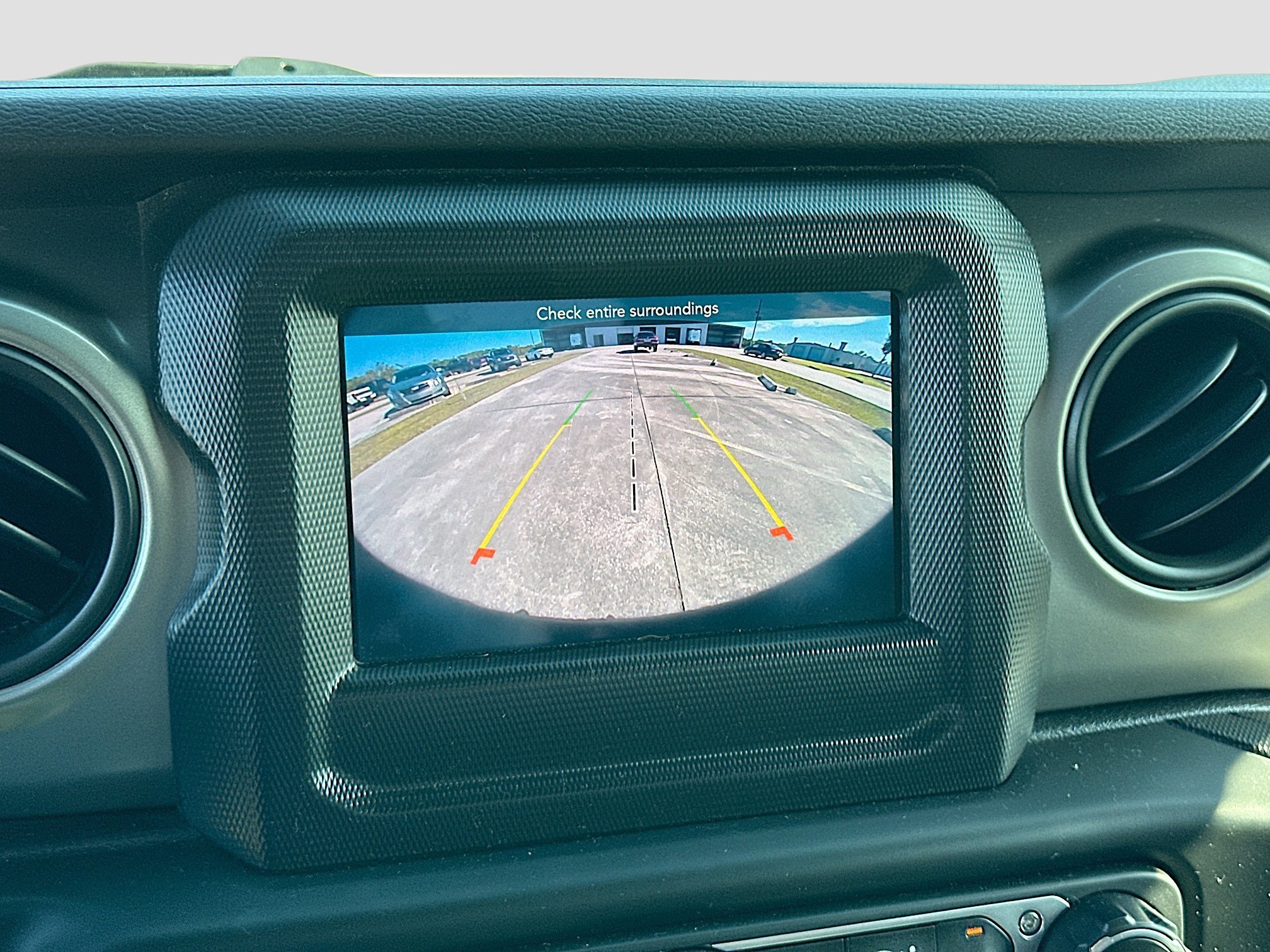 Used 2021 Jeep Wrangler Sport image 13