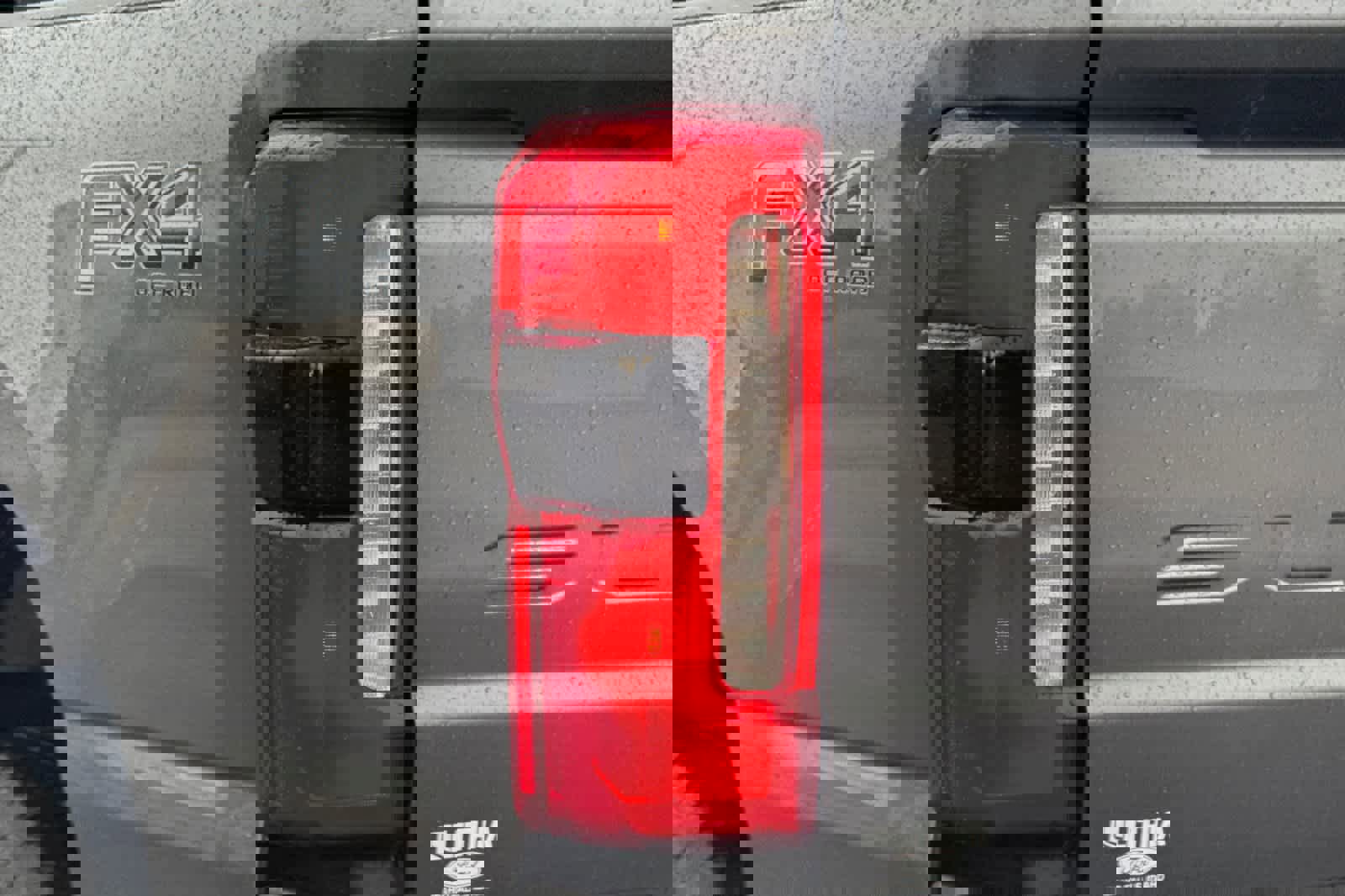 Certified 2024 Ford F350 Lariat w/ Black Appearance Package image 25