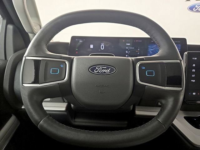 Certified 2025 Ford Expedition Active AWD/4WD image 22