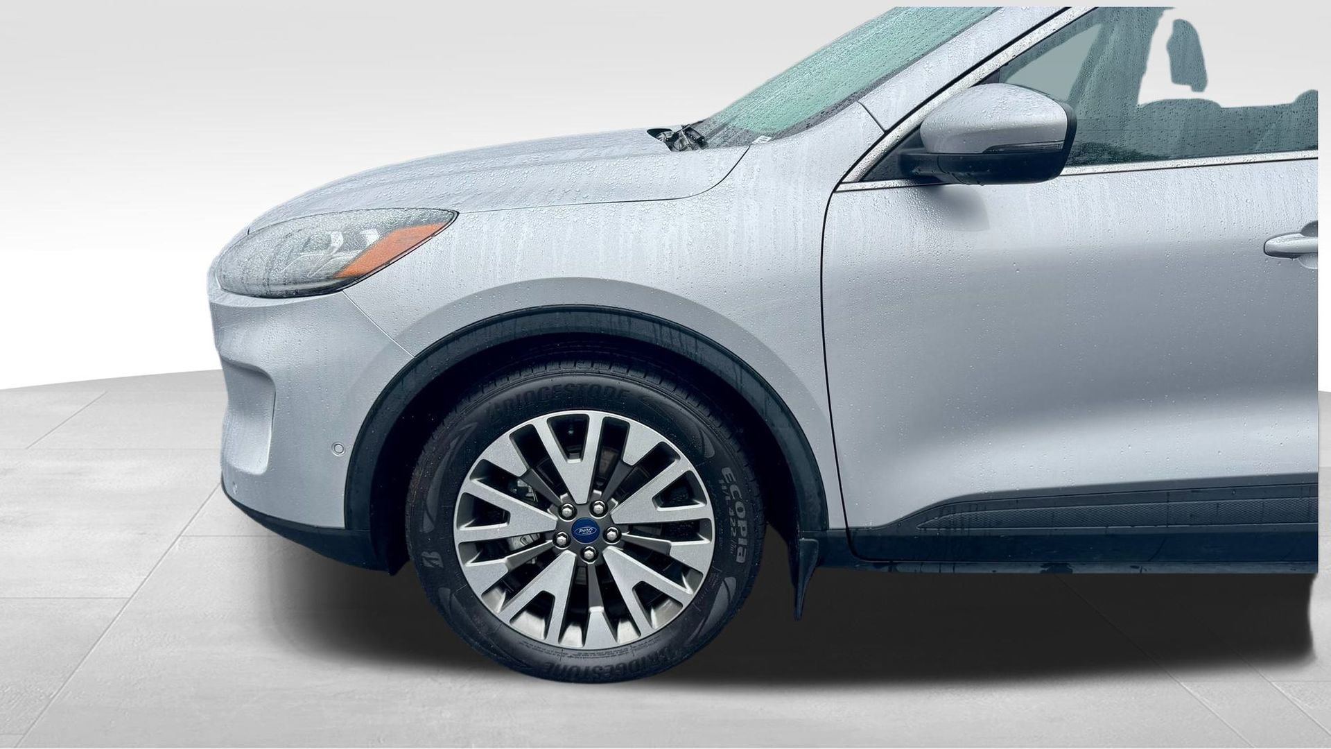 Certified 2020 Ford Escape Titanium w/ Titanium Premium Package 2.0 image 20