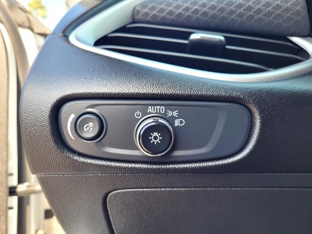 Used 2025 Chevrolet Malibu LT FWD image 15