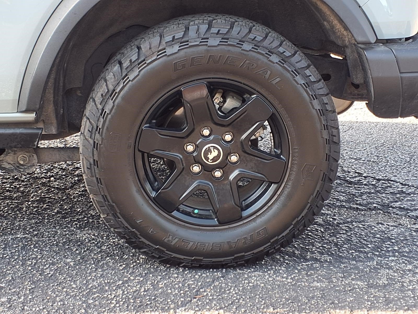 Certified 2024 Ford Bronco Black Diamond AWD/4WD image 10