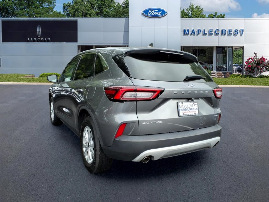 Certified 2023 Ford Escape Active AWD/4WD image 3