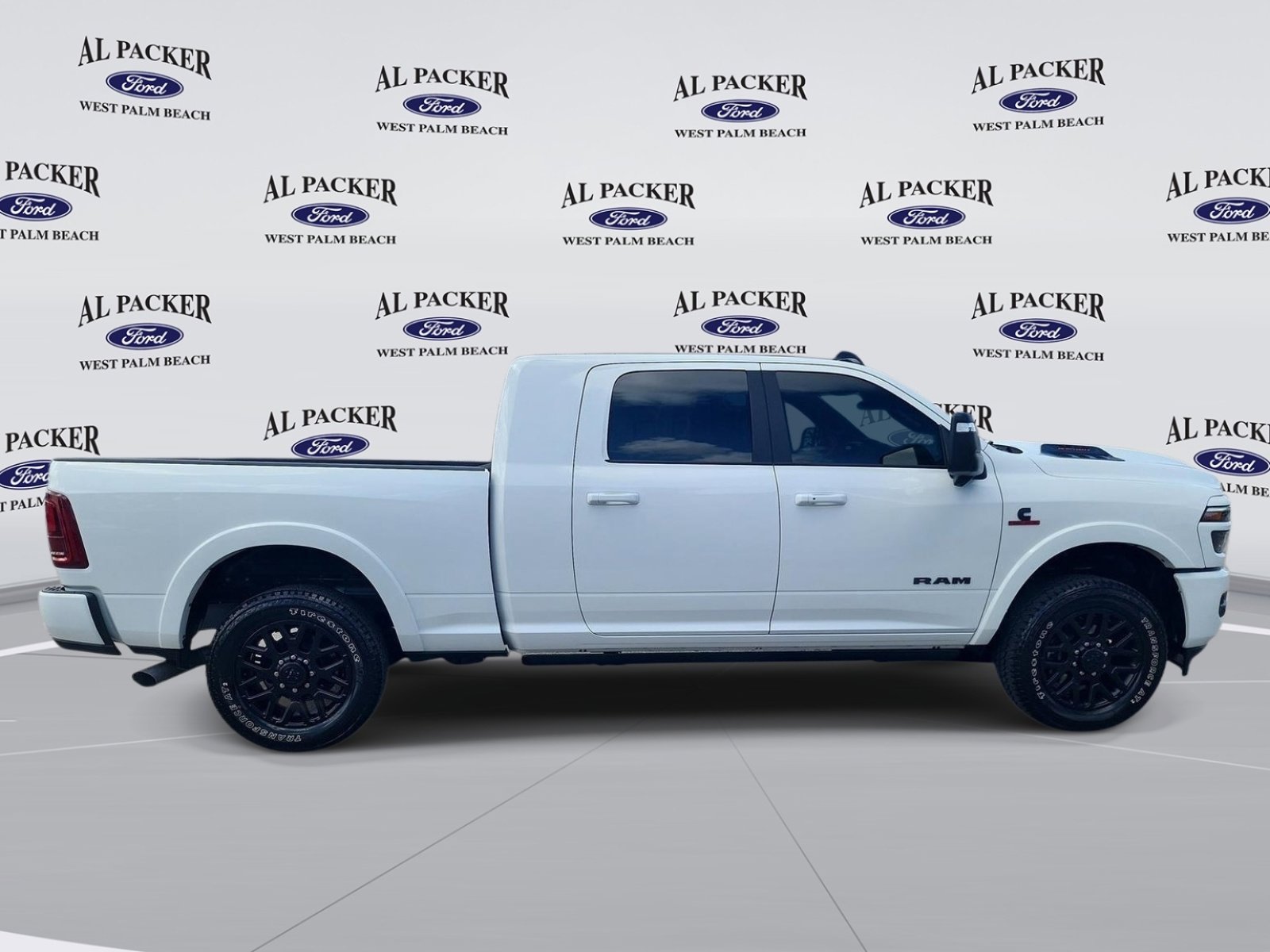 Used 2026 RAM 2500 Limited AWD/4WD image 6
