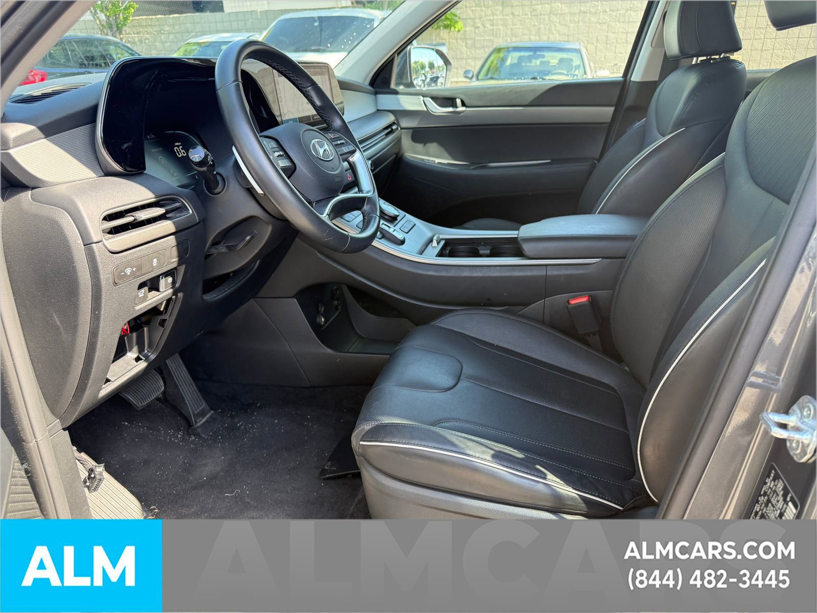 Used 2025 Hyundai Palisade SEL FWD image 11