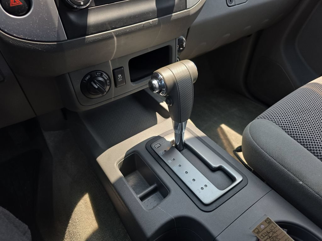 Used 2017 Nissan Frontier SV AWD/4WD image 36