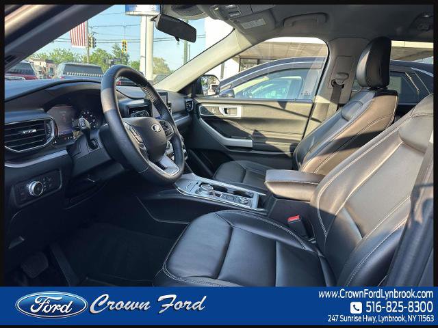Certified 2022 Ford Explorer XLT w/ Equipment Group 202A AWD/4WD image 15