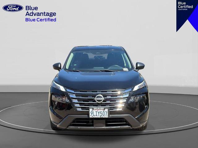 Used 2024 Nissan Rogue S FWD image 3