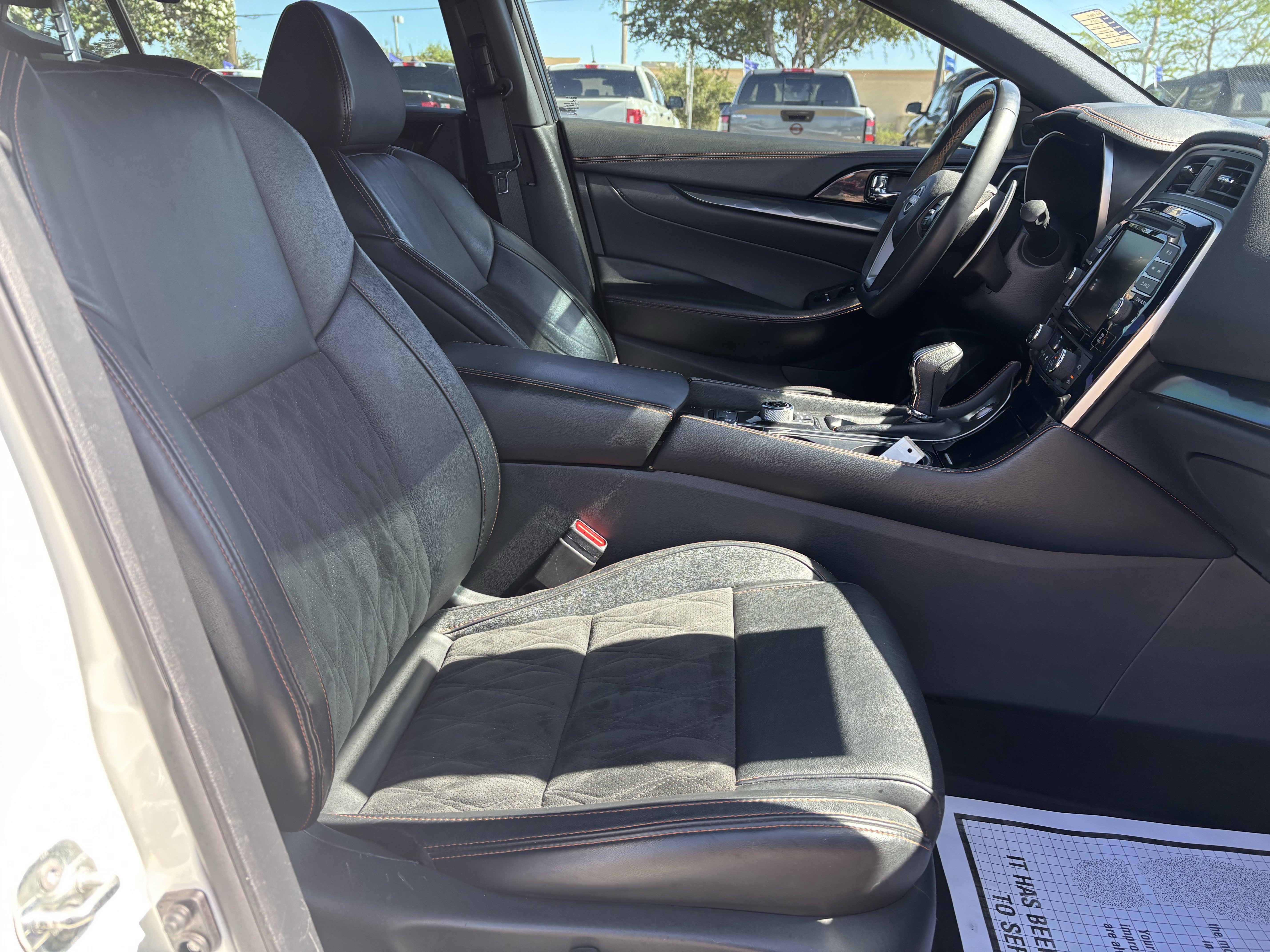 Used 2023 Nissan Maxima SR w/ Sport Mat Group image 24