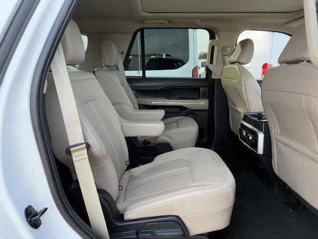 Certified 2024 Ford Expedition Limited image 32
