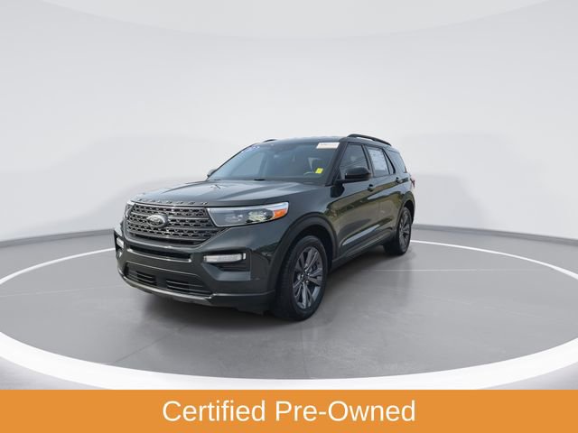 Certified 2022 Ford Explorer XLT w/ Equipment Group 202A image 4