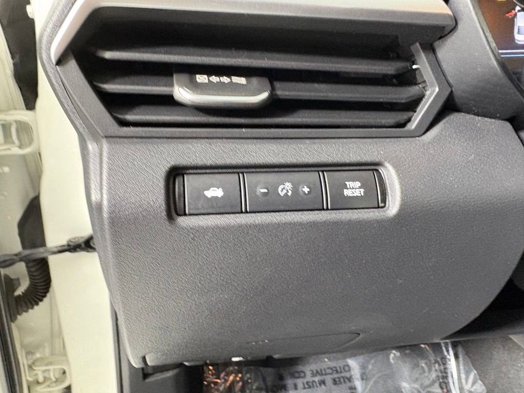 Used 2020 Nissan Altima 2.5 SR w/ Premium Package image 14