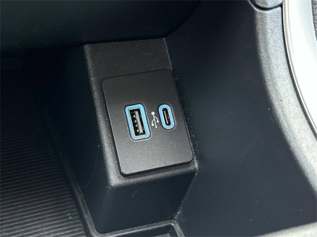 Certified 2024 Ford Edge SEL image 38