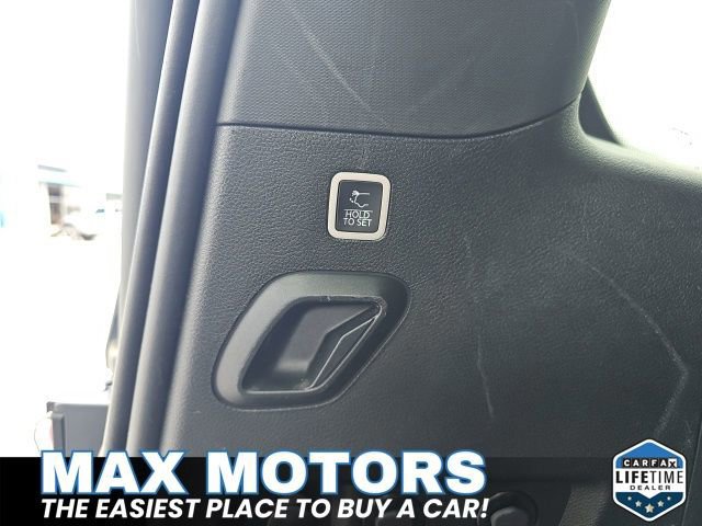 Used 2024 Jeep Wagoneer Series II w/ Flexible Seating Group image 12