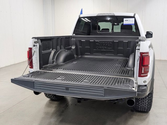 Certified 2020 Ford F150 Raptor w/ Equipment Group 802A Luxury image 9