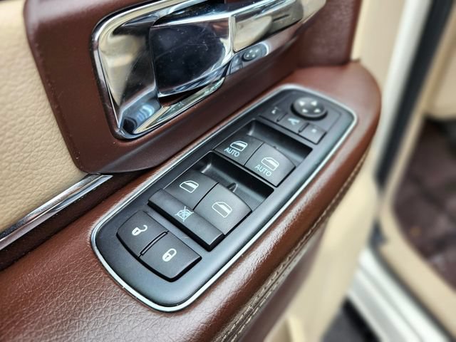 Used 2017 RAM 1500 Laramie w/ Convenience Group AWD/4WD image 17