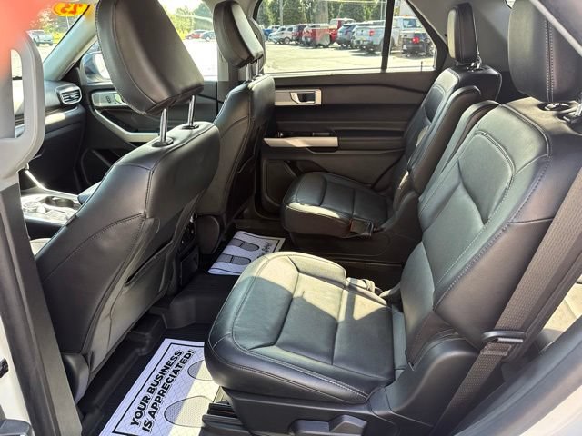 Certified 2023 Ford Explorer Limited w/ Equipment Group 301A AWD/4WD image 11