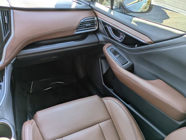 Used 2022 Subaru Outback Touring w/ Popular Package #2 AWD/4WD image 16