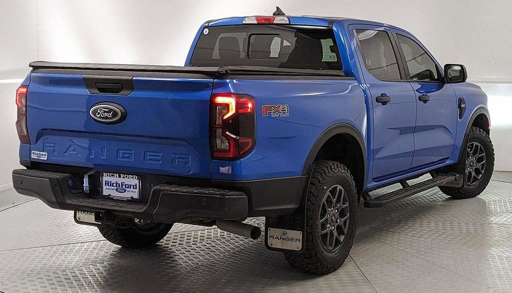 Certified 2025 Ford Ranger XLT w/ FX4 Off-Road Package AWD/4WD image 3