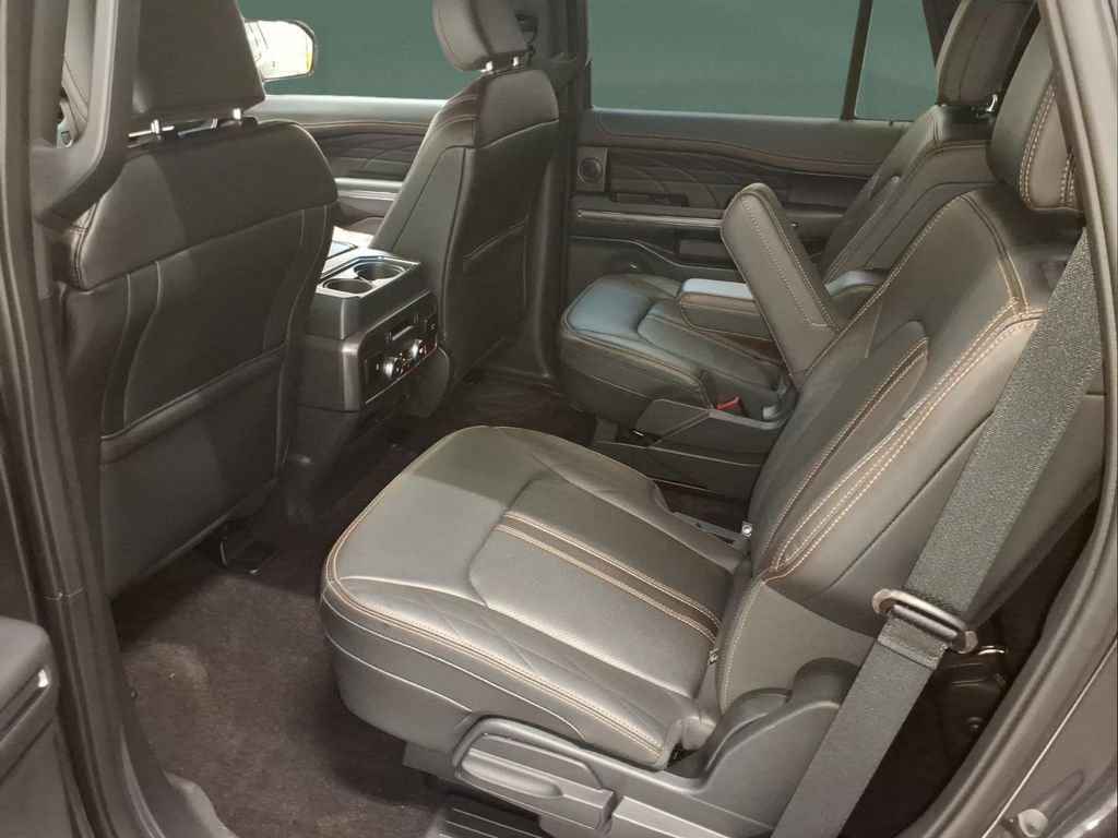 Certified 2023 Ford Expedition Platinum AWD/4WD image 29