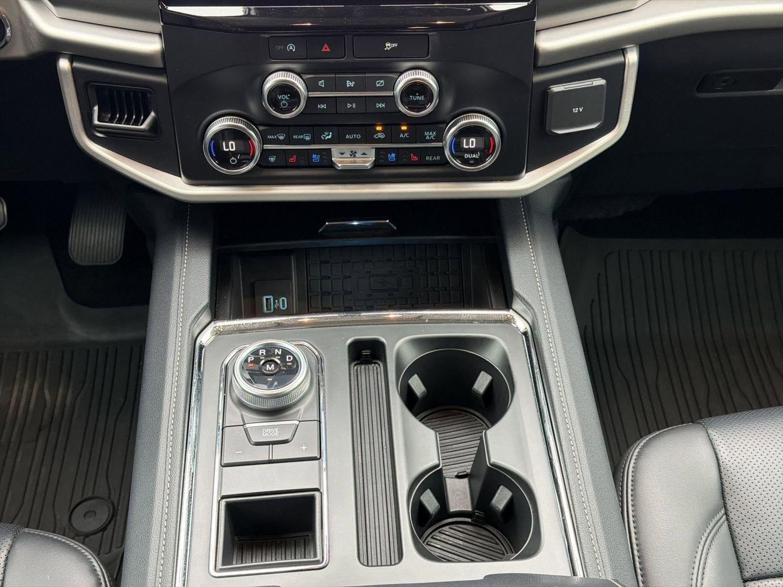 Certified 2023 Ford Expedition XLT RWD image 25