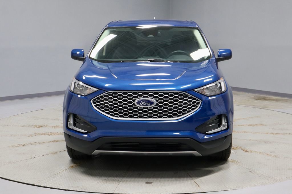 Certified 2024 Ford Edge SEL w/ Convenience Package AWD/4WD image 6