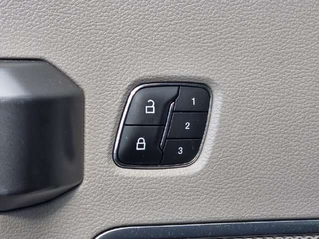 Certified 2019 Ford F150 Limited w/ Trailer Tow Package AWD/4WD image 19