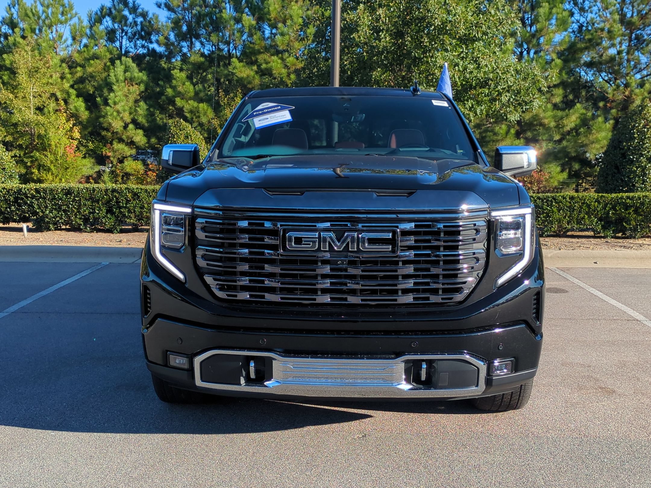 Used 2024 GMC Sierra 1500 Denali Ultimate AWD/4WD image 9