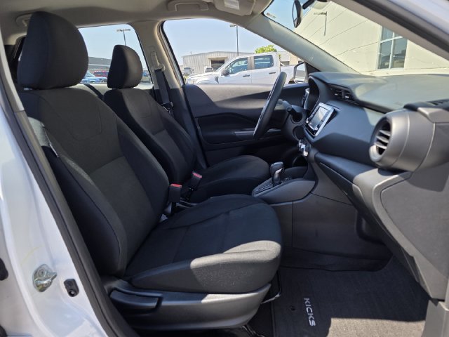 Used 2024 Nissan Kicks S FWD image 27
