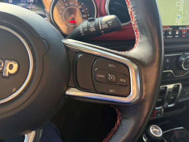 Used 2023 Jeep Wrangler Unlimited Rubicon w/ Cold Weather Group AWD/4WD image 35
