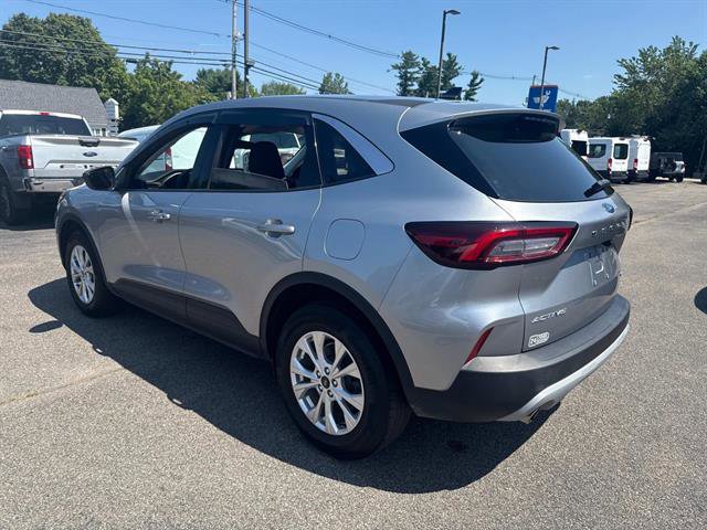 Certified 2023 Ford Escape Active image 3
