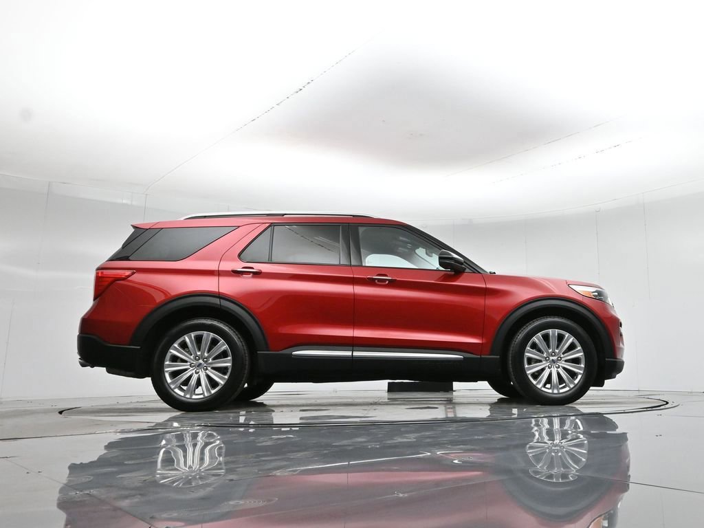 Certified 2023 Ford Explorer Limited w/ Hybrid Equipment Group 310A image 9