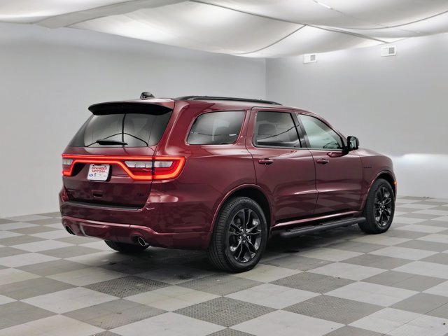 Used 2024 Dodge Durango R/T AWD/4WD image 11