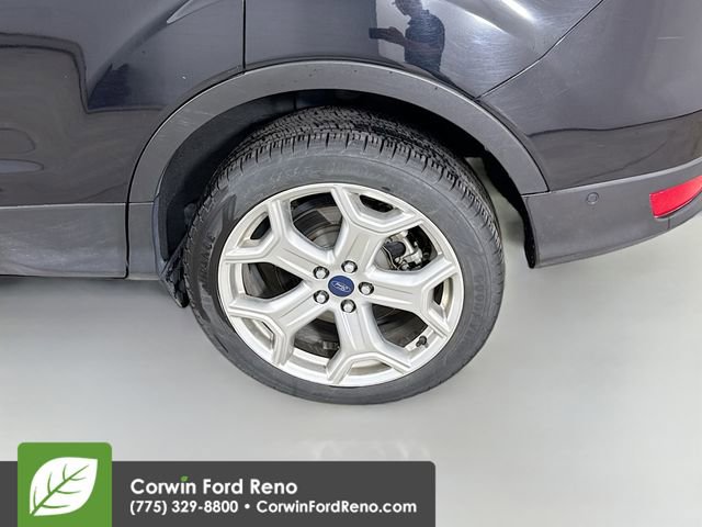 Certified 2019 Ford Escape Titanium AWD/4WD image 32