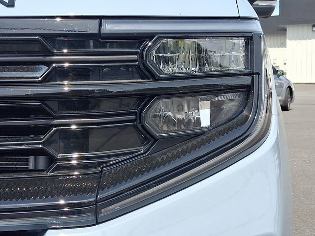 Certified 2025 Ford Expedition Platinum w/ Stealth Appearance Package AWD/4WD image 9