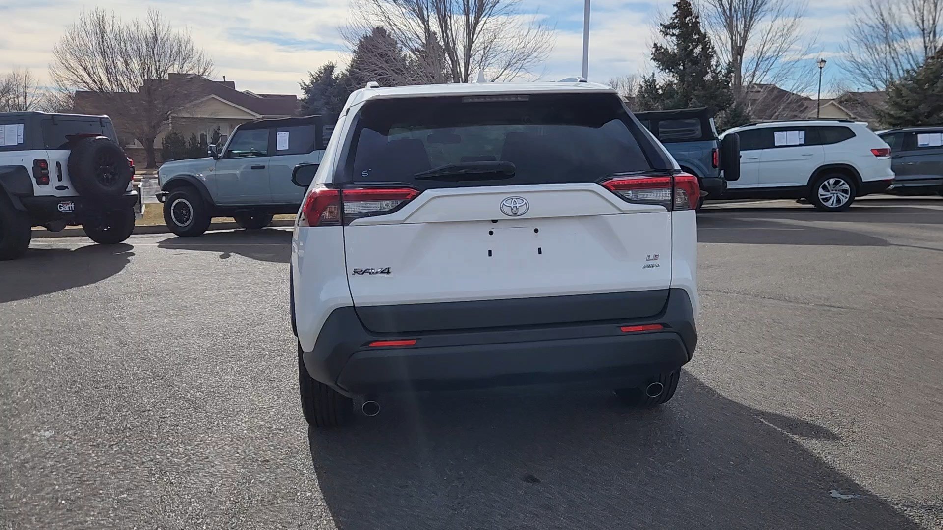 Used 2019 Toyota RAV4 LE image 10