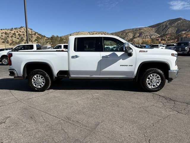 Used 2024 Chevrolet Silverado 3500 LTZ w/ LTZ Convenience Package image 2