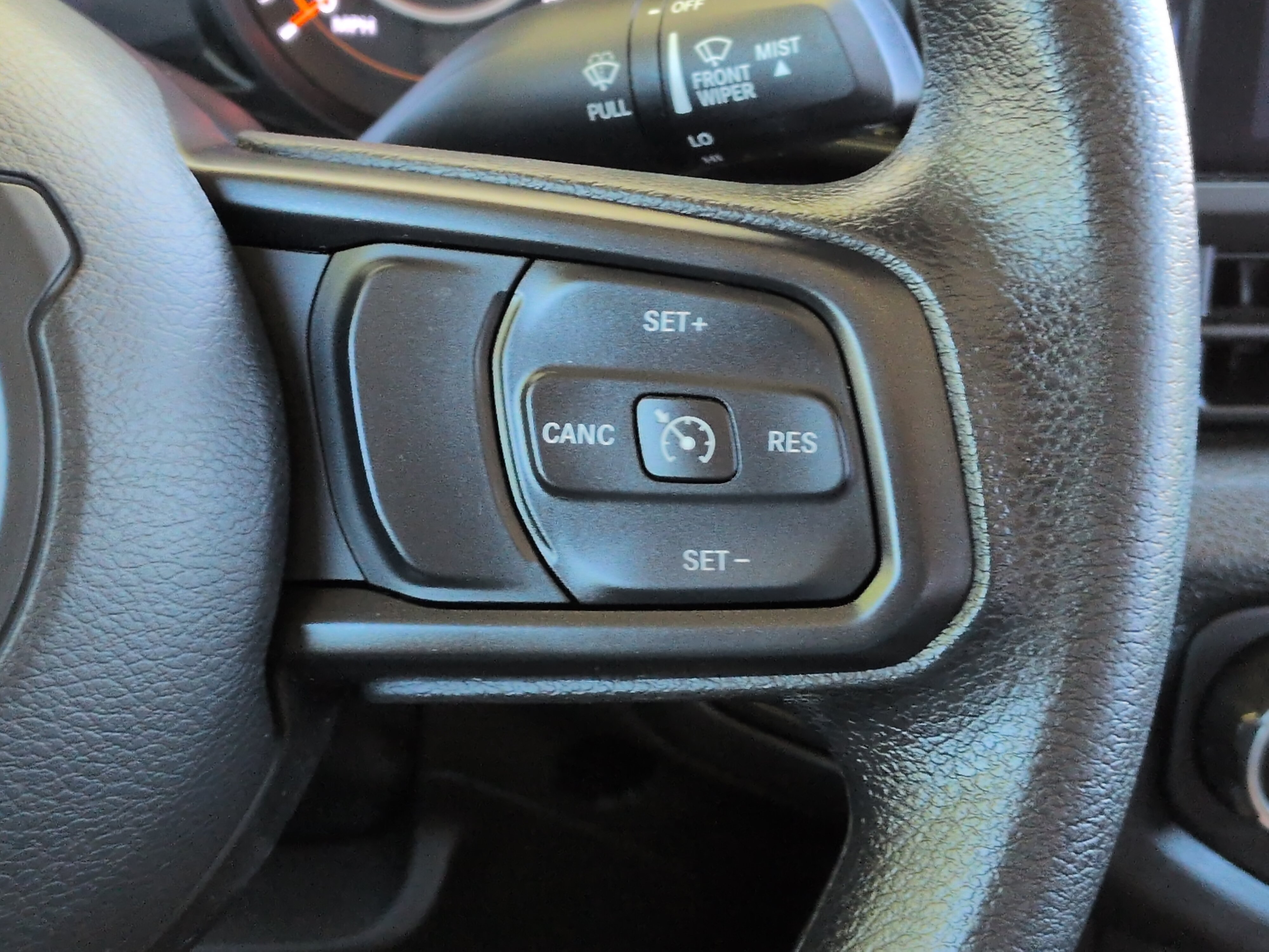 Used 2024 Jeep Gladiator Sport AWD/4WD image 23