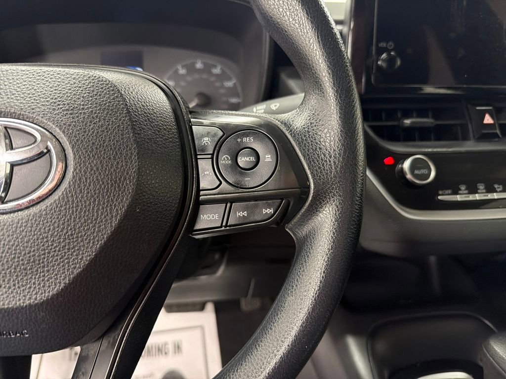 Used 2024 Toyota Corolla LE image 20