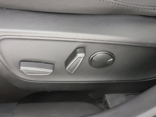 Certified 2023 Ford Escape Active FWD image 14