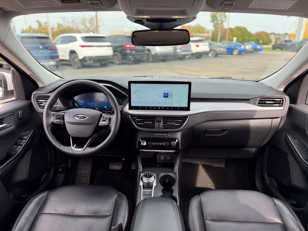 Certified 2025 Ford Escape Platinum AWD/4WD image 46