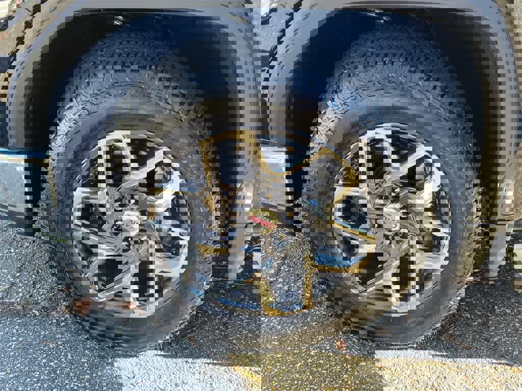 Used 2024 GMC Sierra 1500 SLT w/ SLT Premium Plus Package image 9