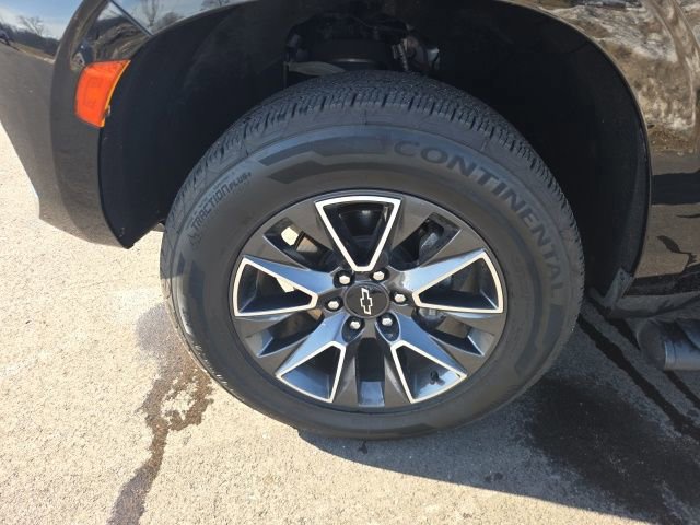 Used 2022 Chevrolet Tahoe Z71 w/ Z71 Off-Road Package image 18