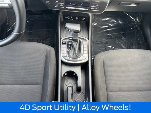 Used 2025 Hyundai Kona SEL FWD image 28