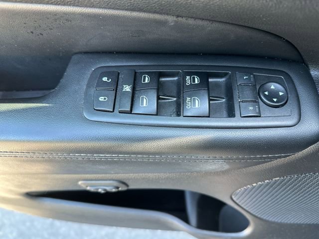 Used 2018 Jeep Grand Cherokee Limited AWD/4WD image 14